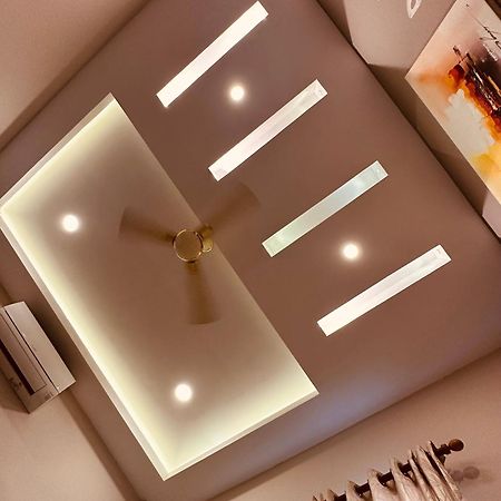 Metro Residency Hotel Kochi Екстериор снимка