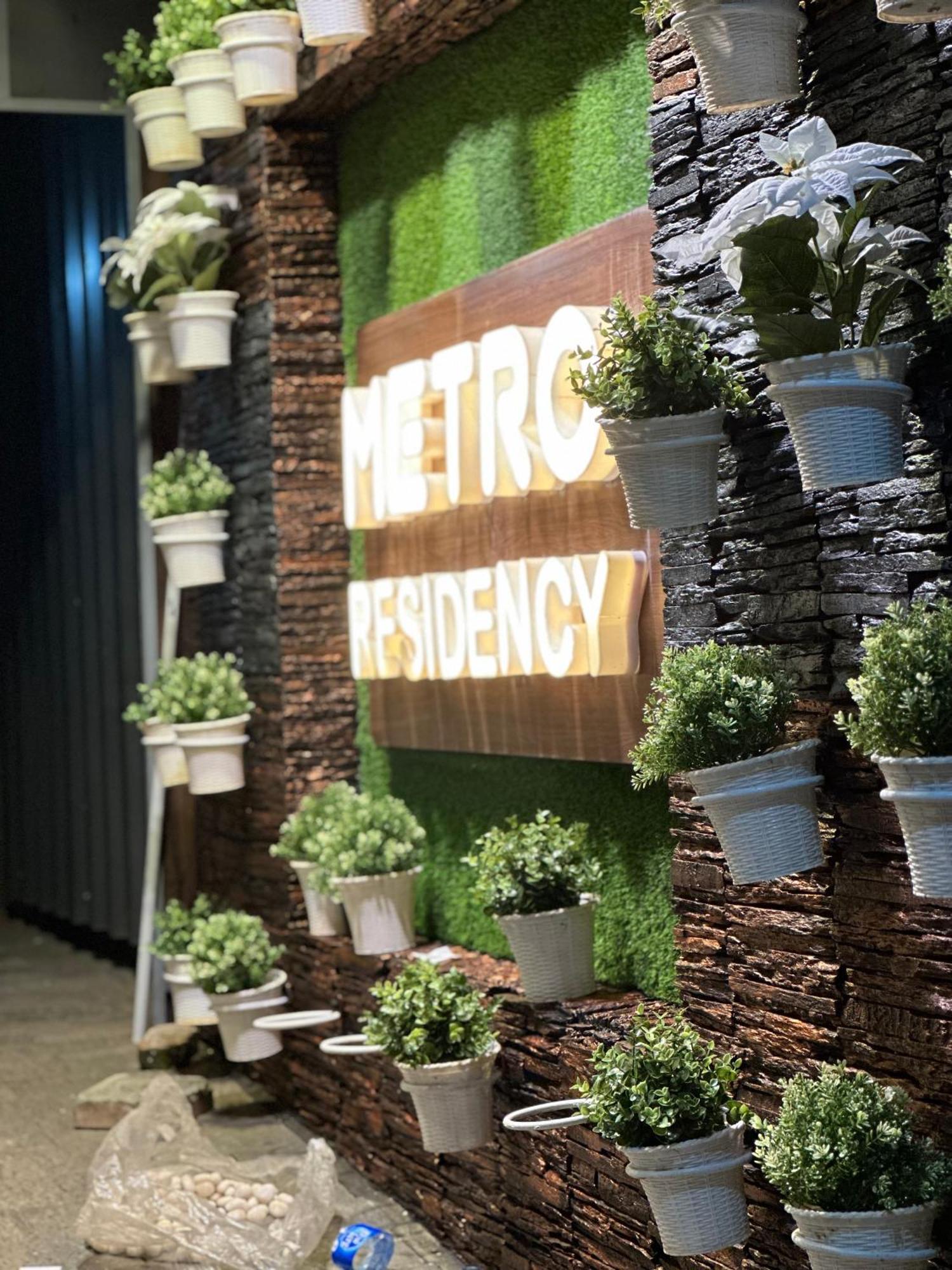 Metro Residency Hotel Kochi Екстериор снимка